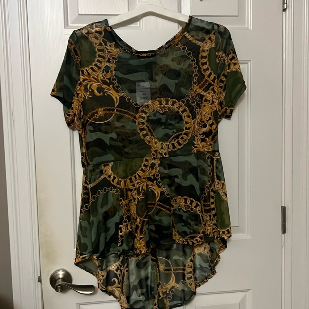 Camo top